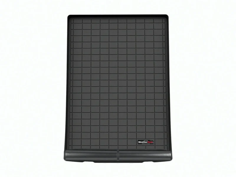 WeatherTech 2023 BMW 740i / 760i G70 Cargo Liner w/Bumper Protector - Black
