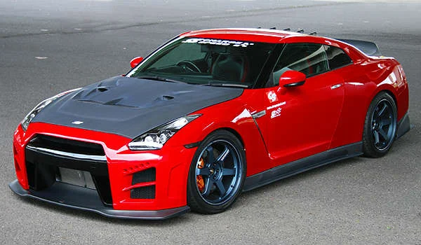 CHARGE SPEED 2007-2011 NISSAN GTR ZENKI FRP COMPLETE KIT WITH FRONT BUMPER (WHITE GEL) WITH LED & CARBON FRONT UNDER DIFFUSER & FULL CARBON SIDE SKIRTS & FULL CARBON REAR SKIRT