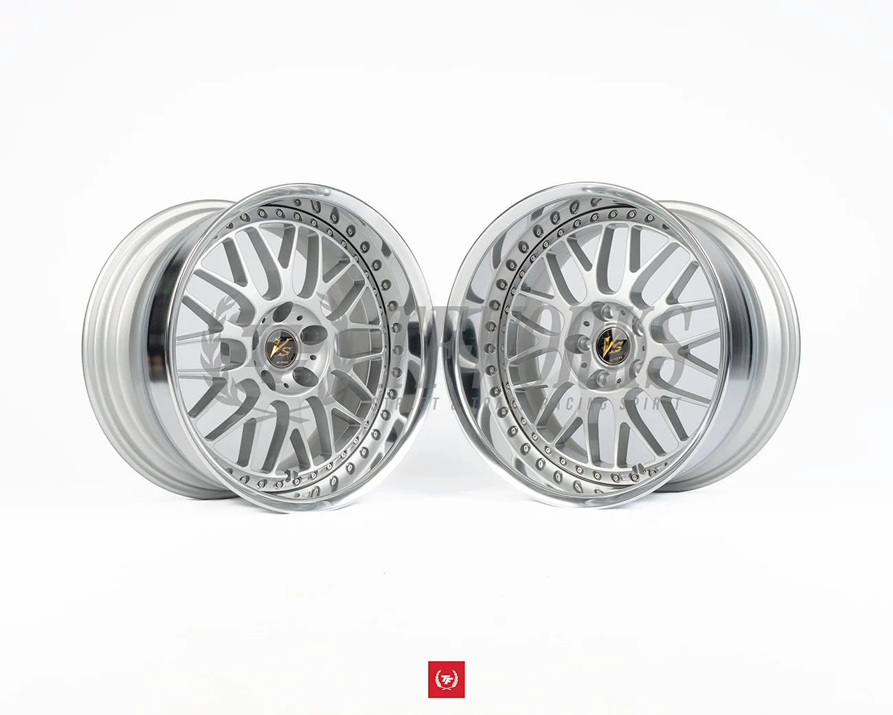 Work VS-XX 18x9.5-10 / 18x10.5-12 5x114.3 - Light Gray Silver (s-chassis over fender fitment)